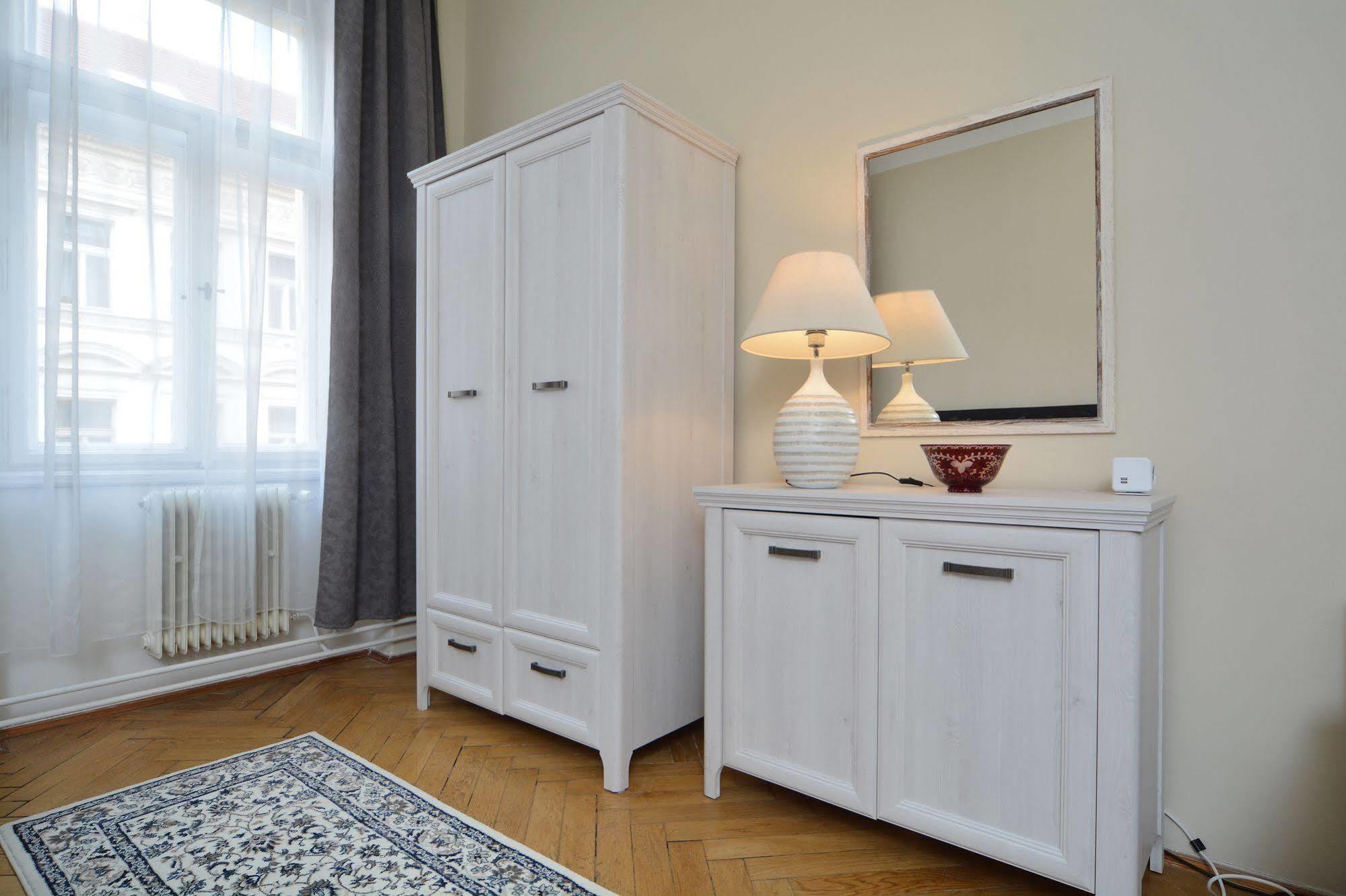 Amadeus Apartament *