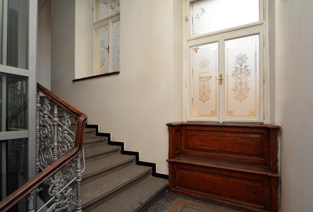 Apartment Amadeus Prag